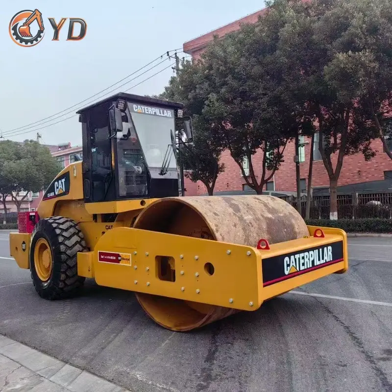Good Condition Used CAT CS-683E Road Roller Construction Equipment for sale