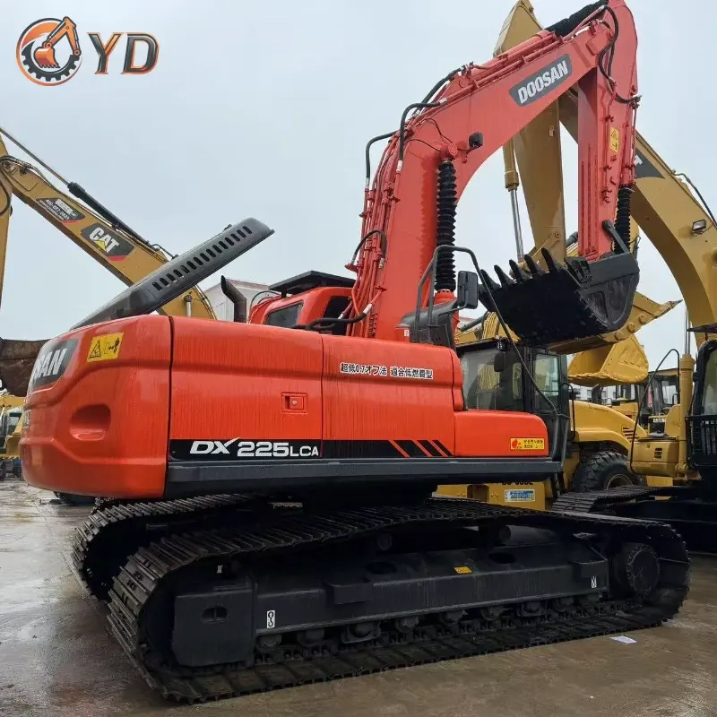 Powerful Second-hand DOOSAN DX225LC Wide Track Excavator